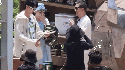 王鹤棣为什么叫张国立爸爸 王鹤棣和张国立是什么关系？