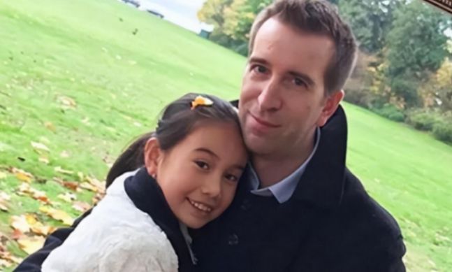 华裔网红LilTay辟谣离世 此前狂撒钱爆粗口引发热议